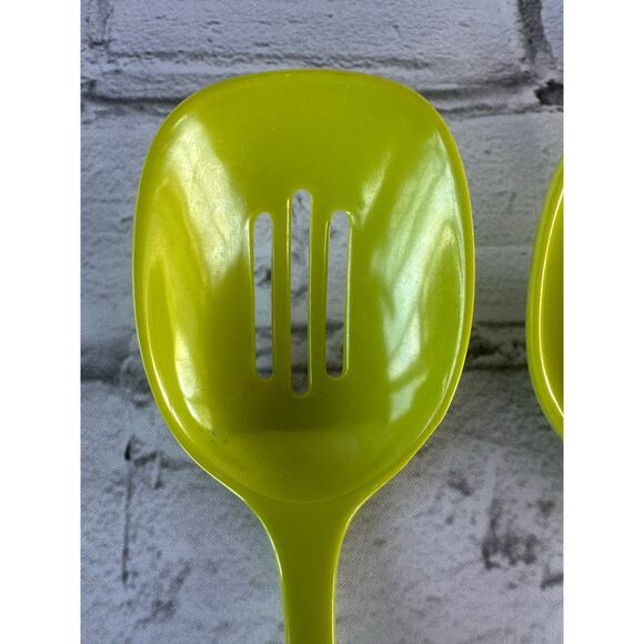 Vintage Melamine Three Spoon Set Slotted Mixing Serving Light Lime Green Avocado - Picture 3 of 11